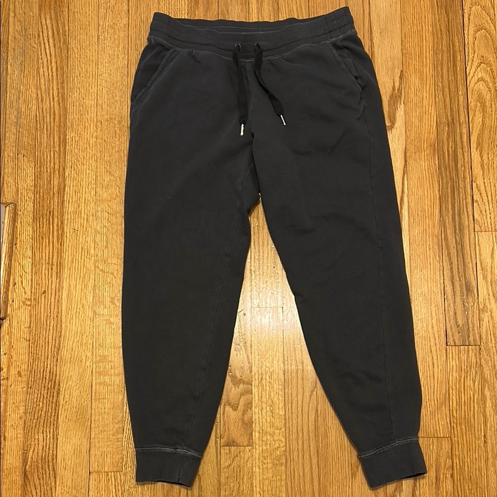 NWOT Old Navy dark gray joggers